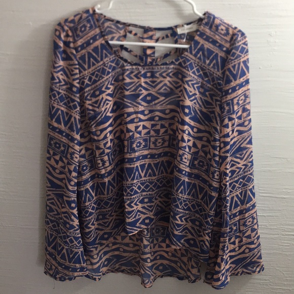 3 for $25 Blu pepper hi lo long sleeve boho style - Picture 1 of 8